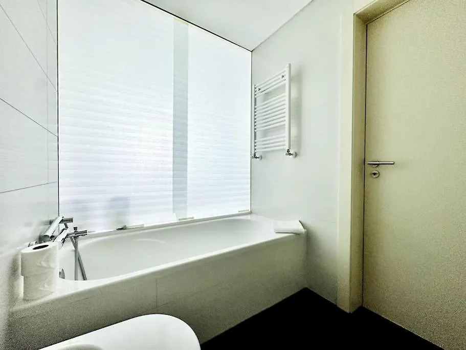 Marina Expo Apartment Lisboa 0*,  Portugal